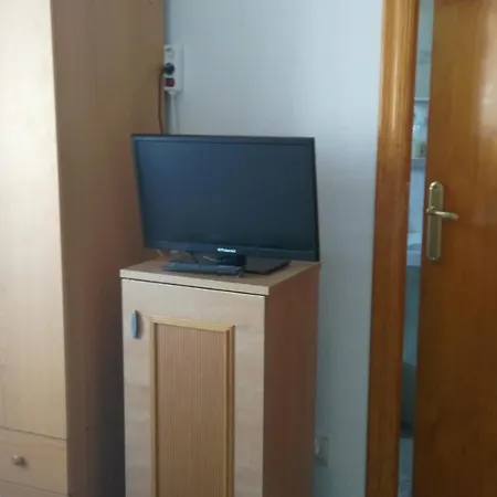Pensión-Hostal Mari Loli Guardamar del Segura Exterior foto