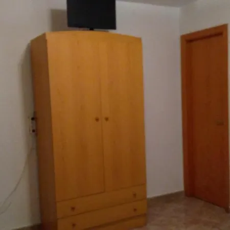 Pensión-Hostal Mari Loli Guardamar del Segura Exterior foto