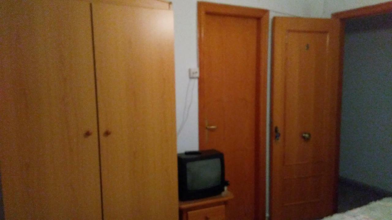 Pensión Pensión-hostal Mari Loli 2*